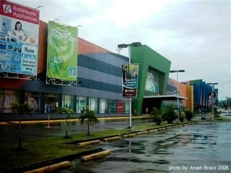 Robinsons Place Lipa Stores Directory .